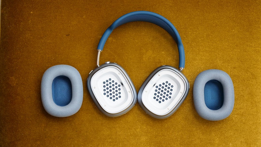 Apple AirPods Max 2 Review 2026: Hype vs Reality